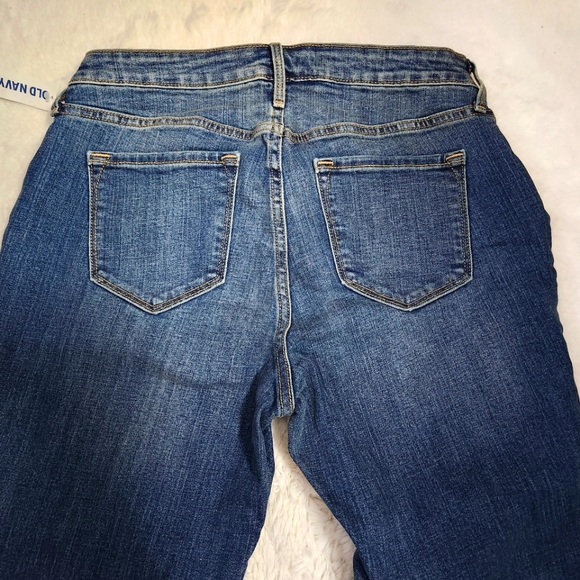 NWT Old Navy Maternity Jeans - Picture 3 of 6
